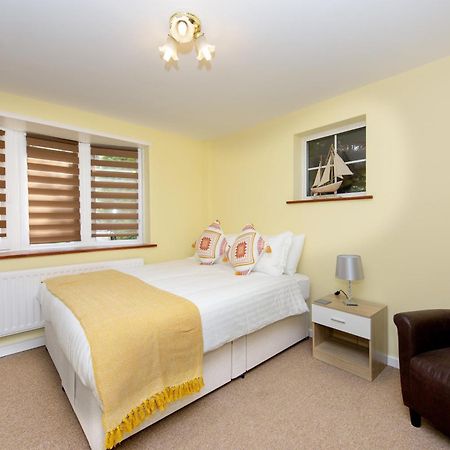 Quest Fulfiller - Near General Hospital, Free Parking & Garden Apartment Southampton Exterior photo