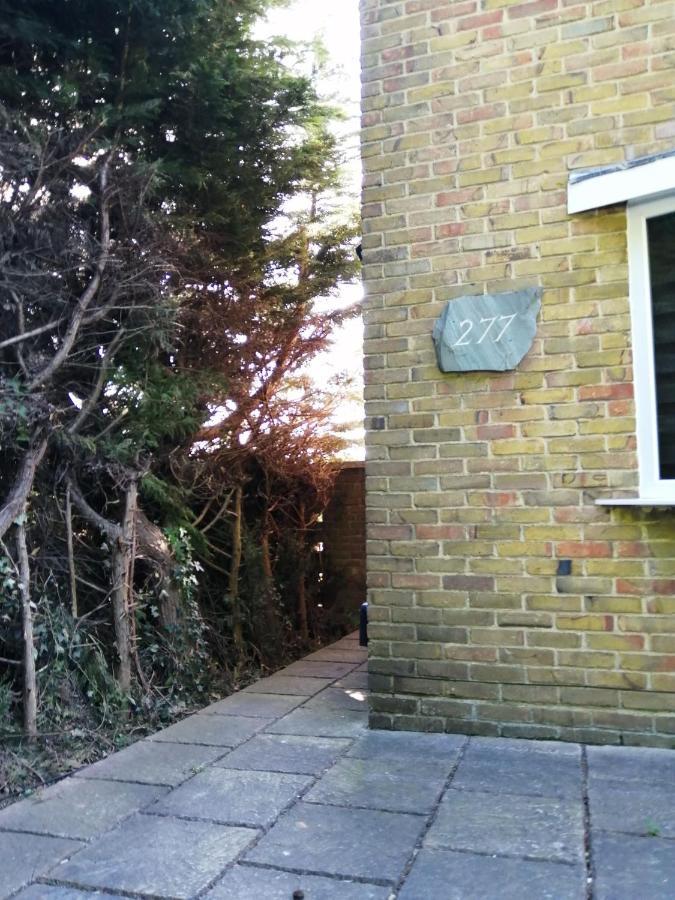 Quest Fulfiller - Near General Hospital, Free Parking & Garden Apartment Southampton Exterior photo